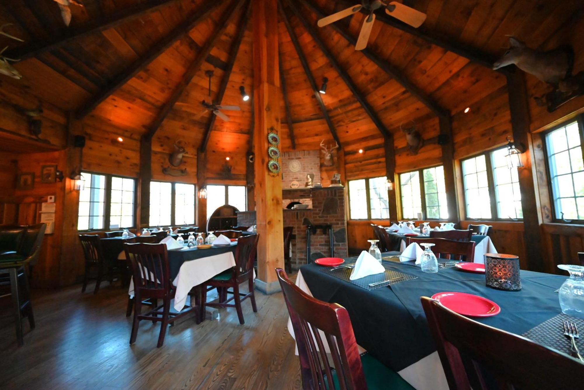 La Perla Restaurant & Country Inn Averill Park Exterior foto